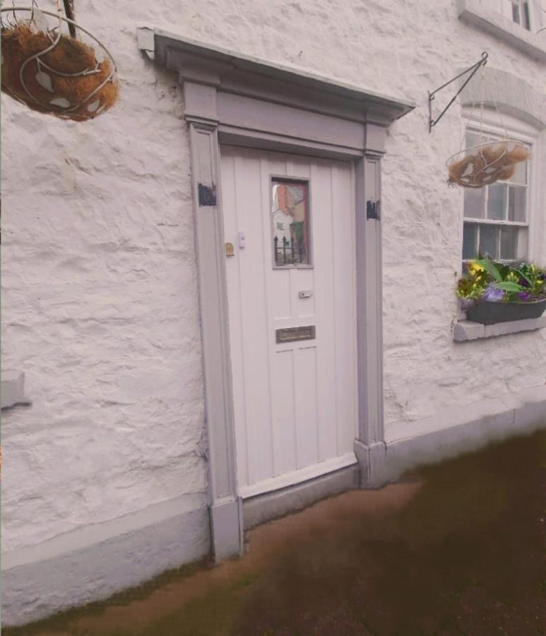 The Kings Apartment Denbigh Luaran gambar