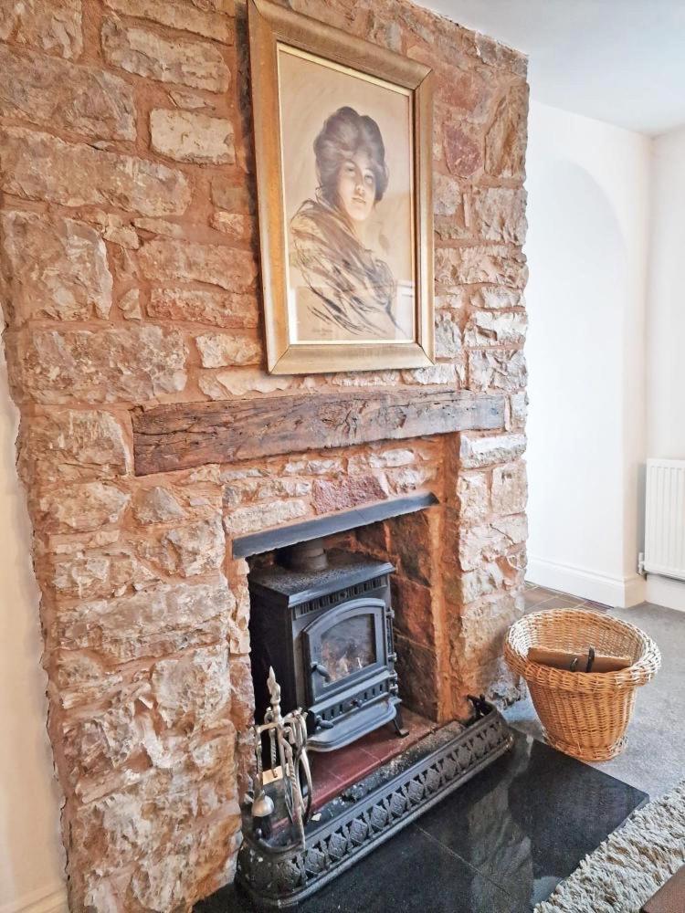 The Kings Apartment Denbigh Luaran gambar